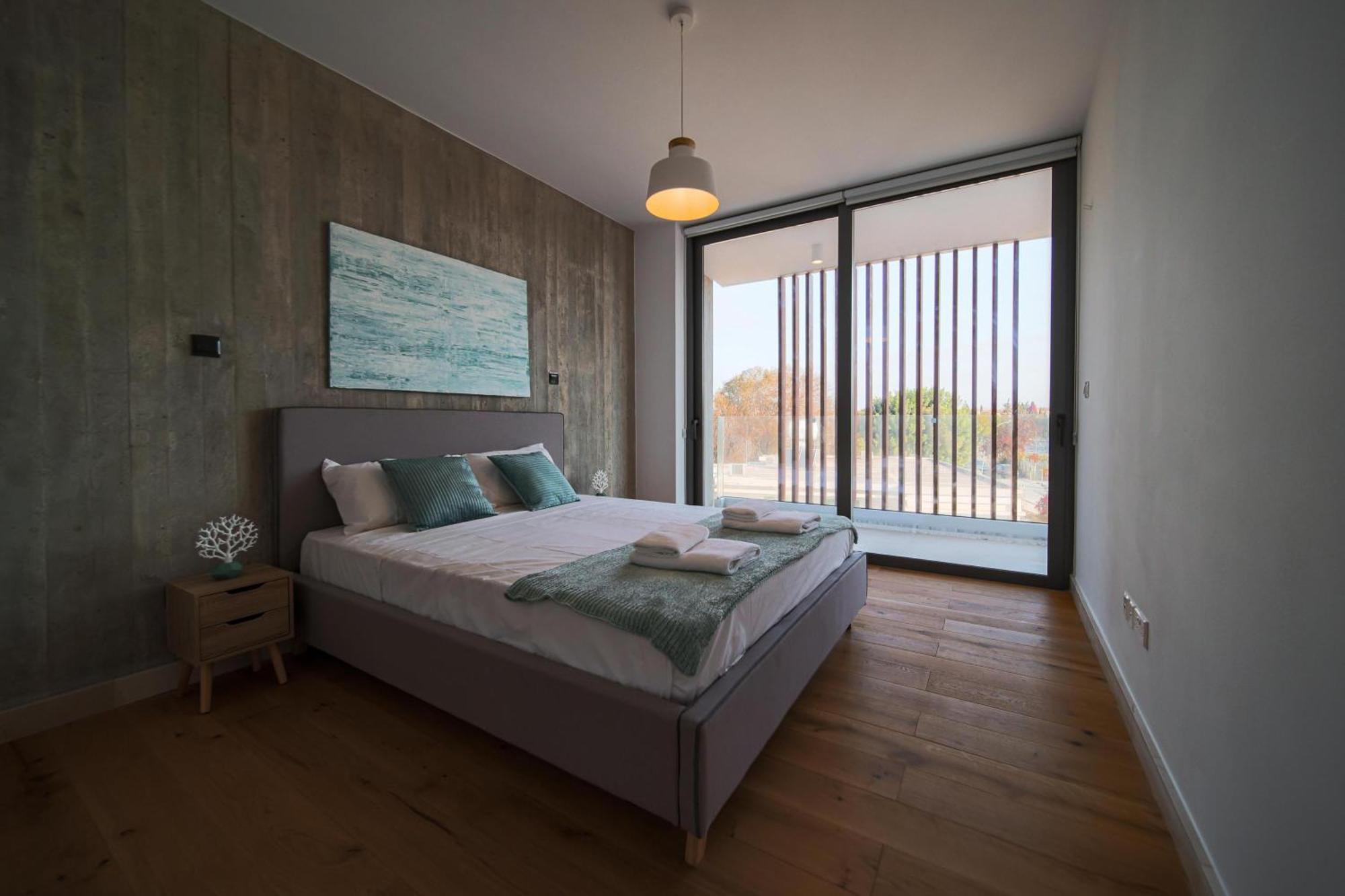 Avenue 102 1 Bed Apartment Paphos Ngoại thất bức ảnh